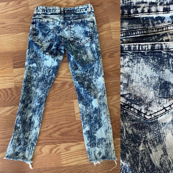 Rare MILEY CYRUS x MAX AZRIA Acid Wash Distressed Cutoff ANKLE Length JEANS 28 - Picture 6 of 9